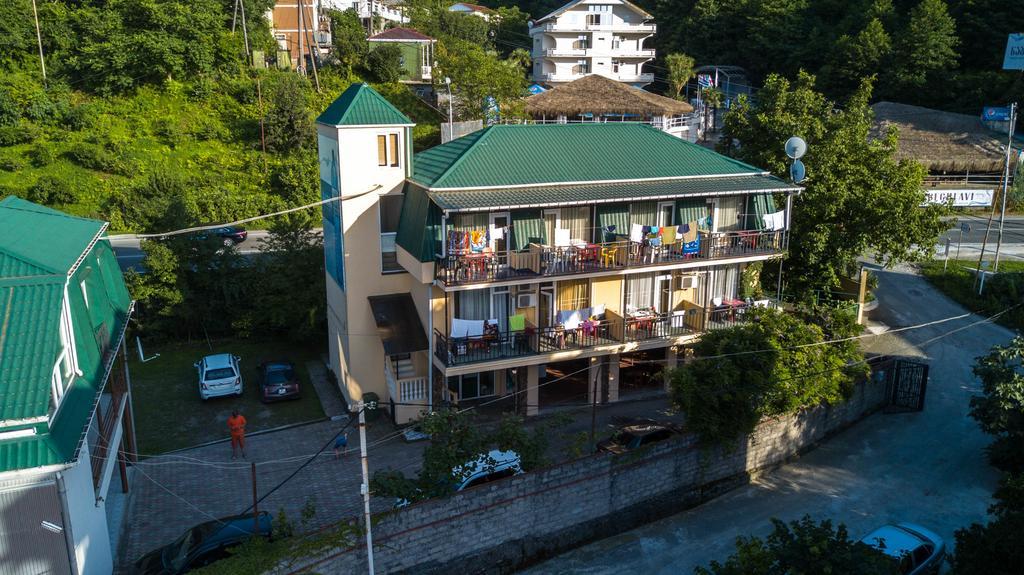 Green Hotel Kvariati Eksteriør billede