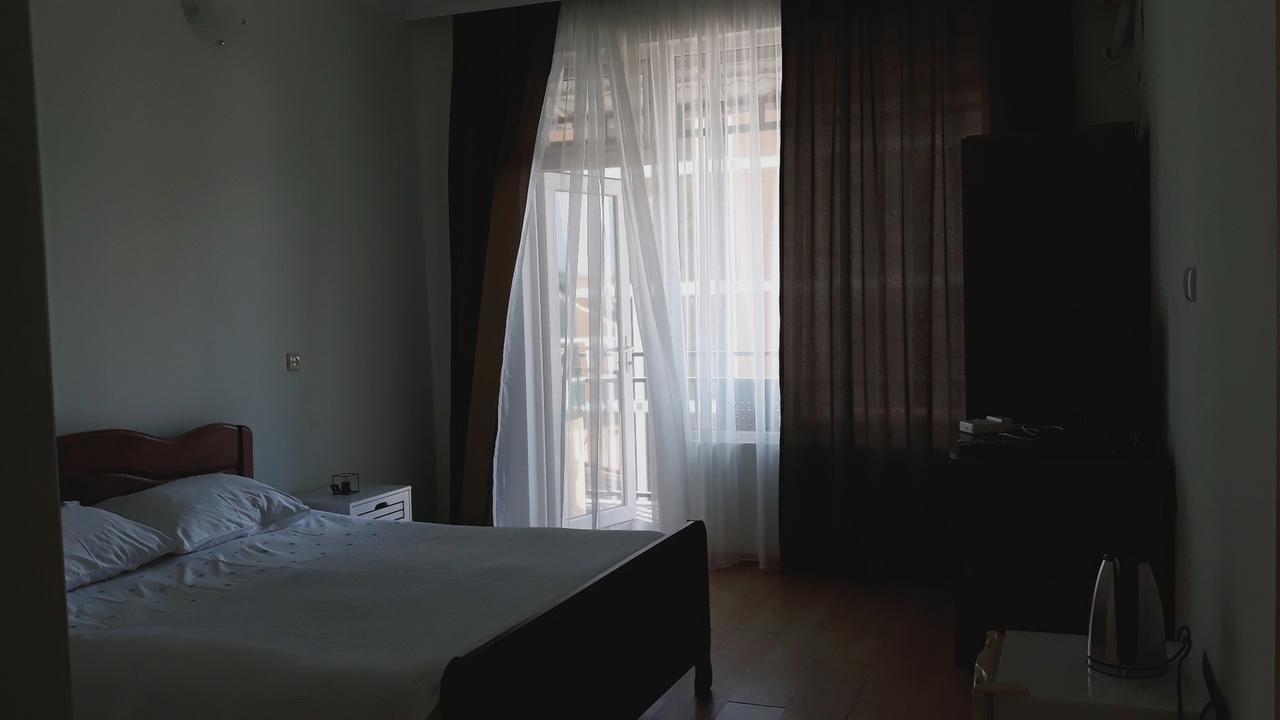 Green Hotel Kvariati Eksteriør billede